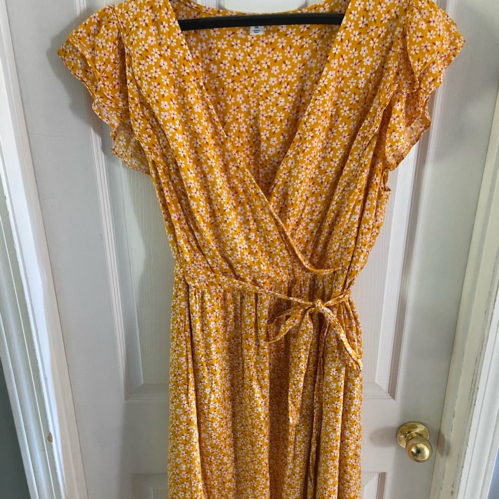Old Navy Gold Floral Wrap Dress - Women's Summer Dress 2X